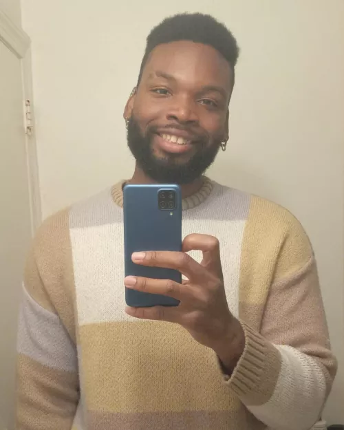 Never thought I'd actually post here, but here we are! Hope everyone's having a great day. ❣ by TheGaymerBro