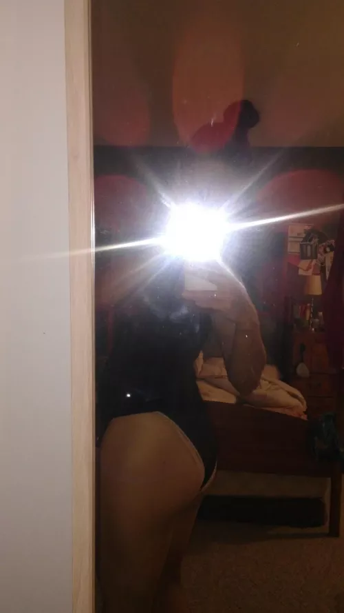 Never too early for a little booty 🍑 by HomeBody80