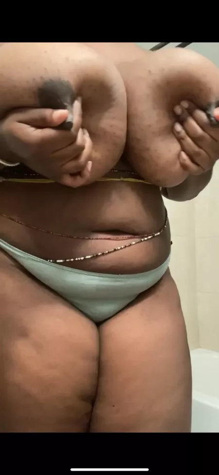 New content available for purchase dm me 🖤💦💕😘 thanks for all the support 😇 by AppropriatePlane6818