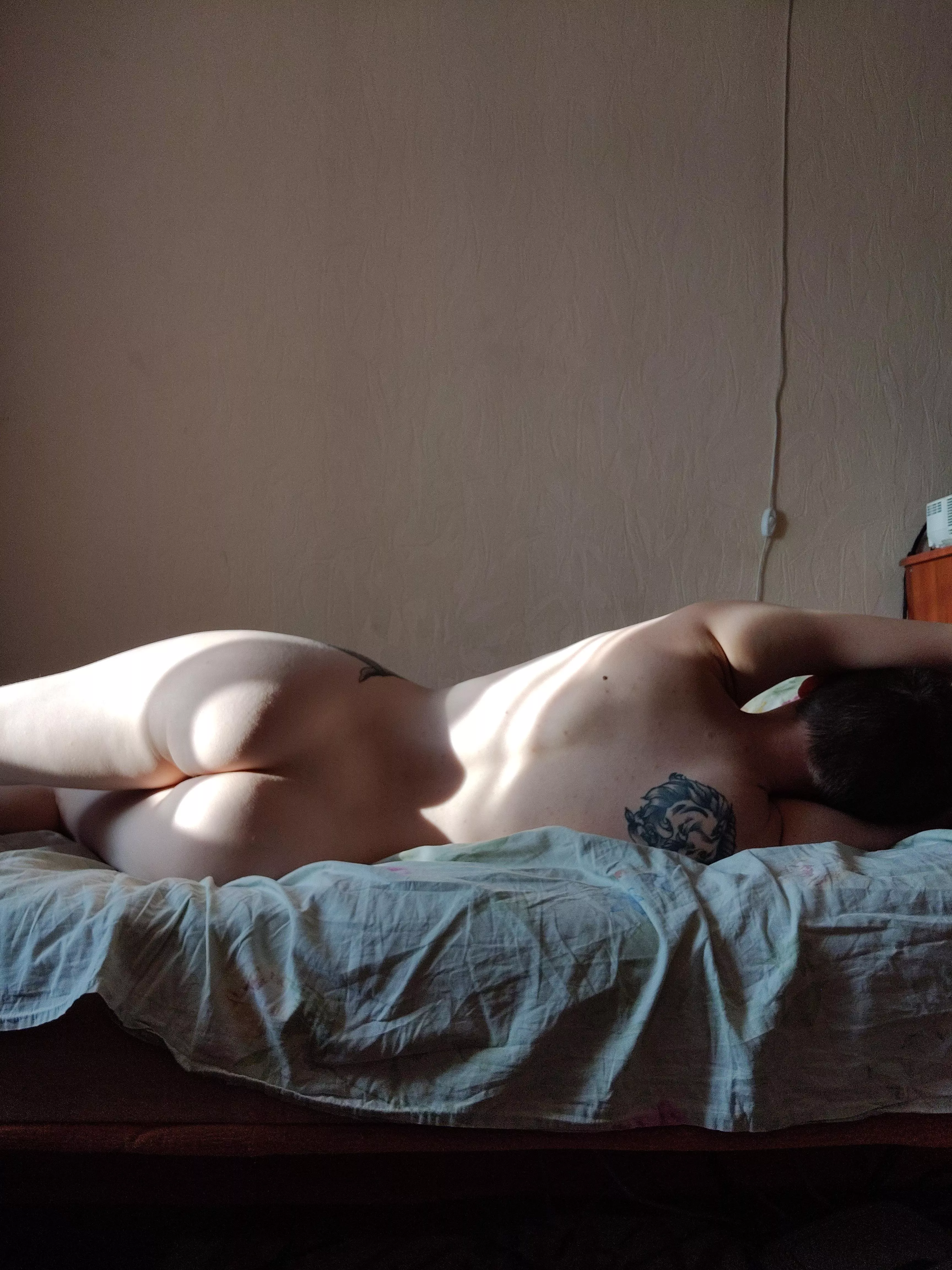 New content every day!🍑 dick rating, sexting, custom content 🔥 Link below⬇️ posted by n_mikhailivna