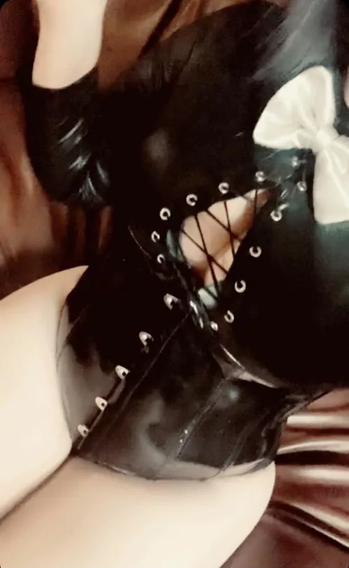 New corset🖤🖤 by Ali_meadows