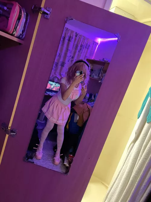 New costume with false nailsss by kajuu90910