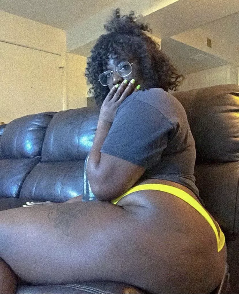 New girl 🤗 just saying hello posted by [deleted]