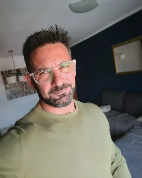 New glasses - I can see you better now by HotResolve9