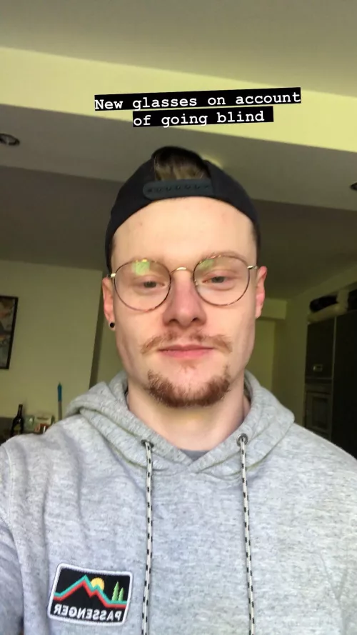 New glasses!! Too bad my shaver stoped working 😅 by SuspiciousMode7