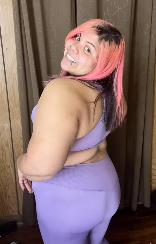 New gym clothes! by KandeeLeee