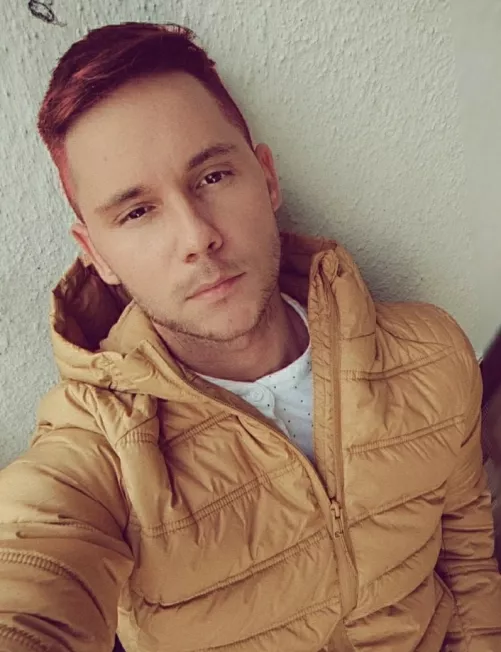 New hair 😵👻 by erkson99