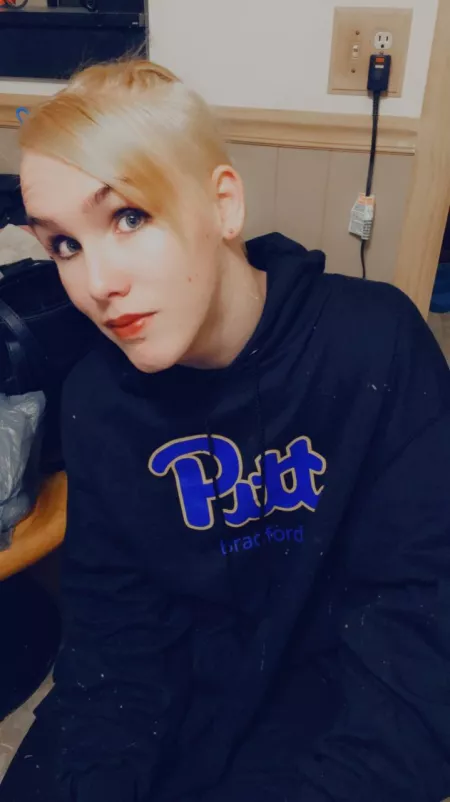 New hair color, makeup done, baggy shirt, I rock this look! by tryingthingsout3762