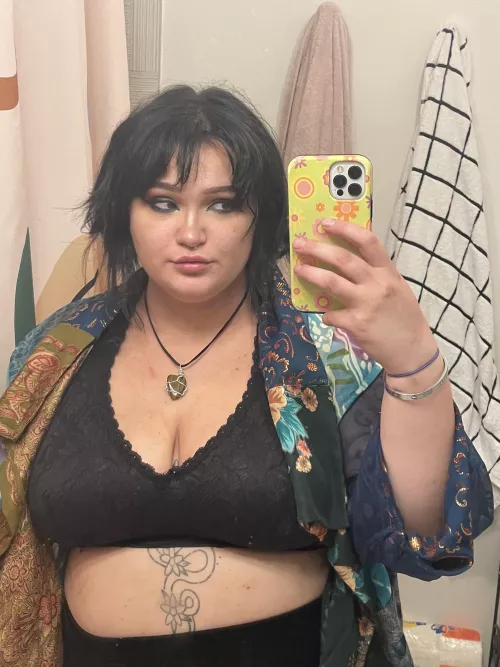 New haircut :-) by gothbimboxo