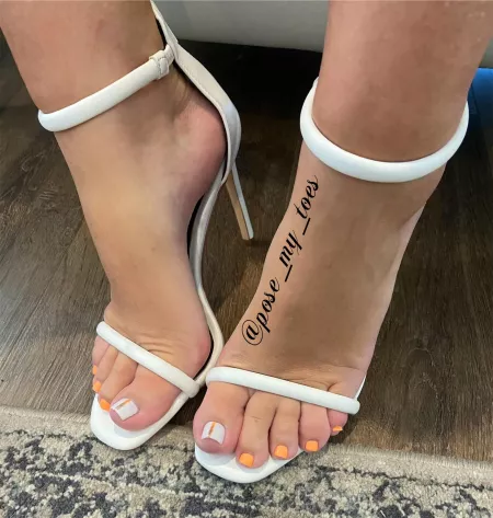 New heels and pedi ❤️ by pose_my_toes