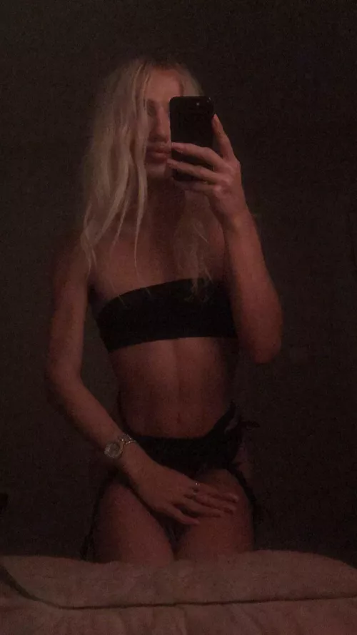 new here :) 😈 by bbytrans