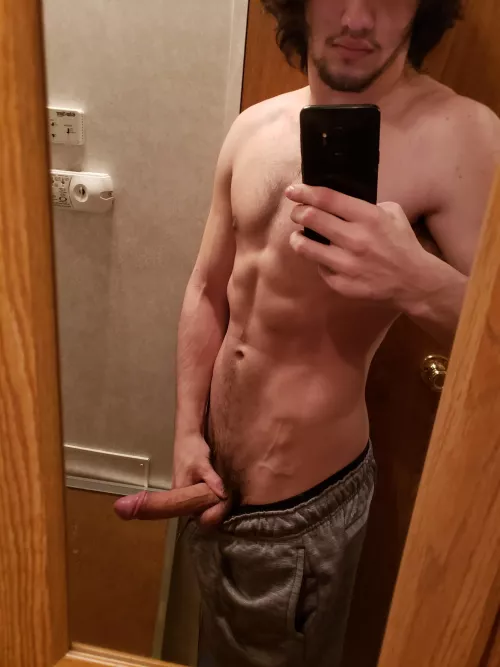 New here, does this fit well here? by Ilarchius