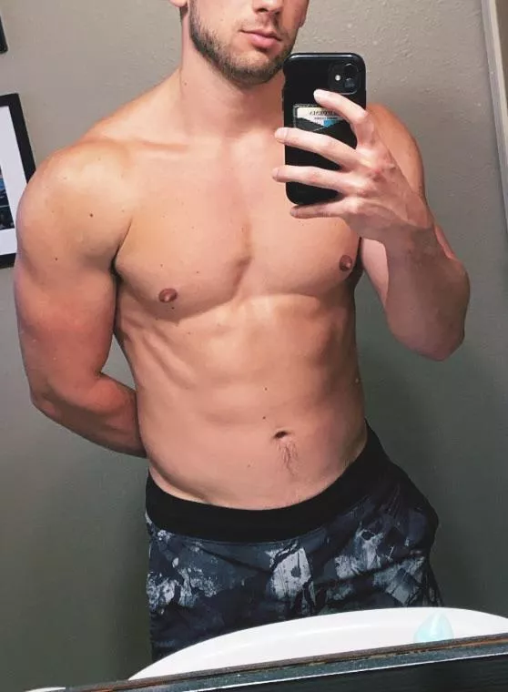 New here, hi 👋🏻 posted by Particular-Equal-813