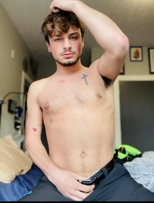 New here, hope I fit in 😜 by jaiden9942