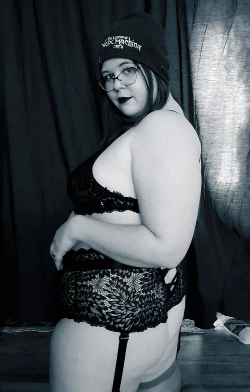 New here, is this outfit ok? by Nerdyshellbell