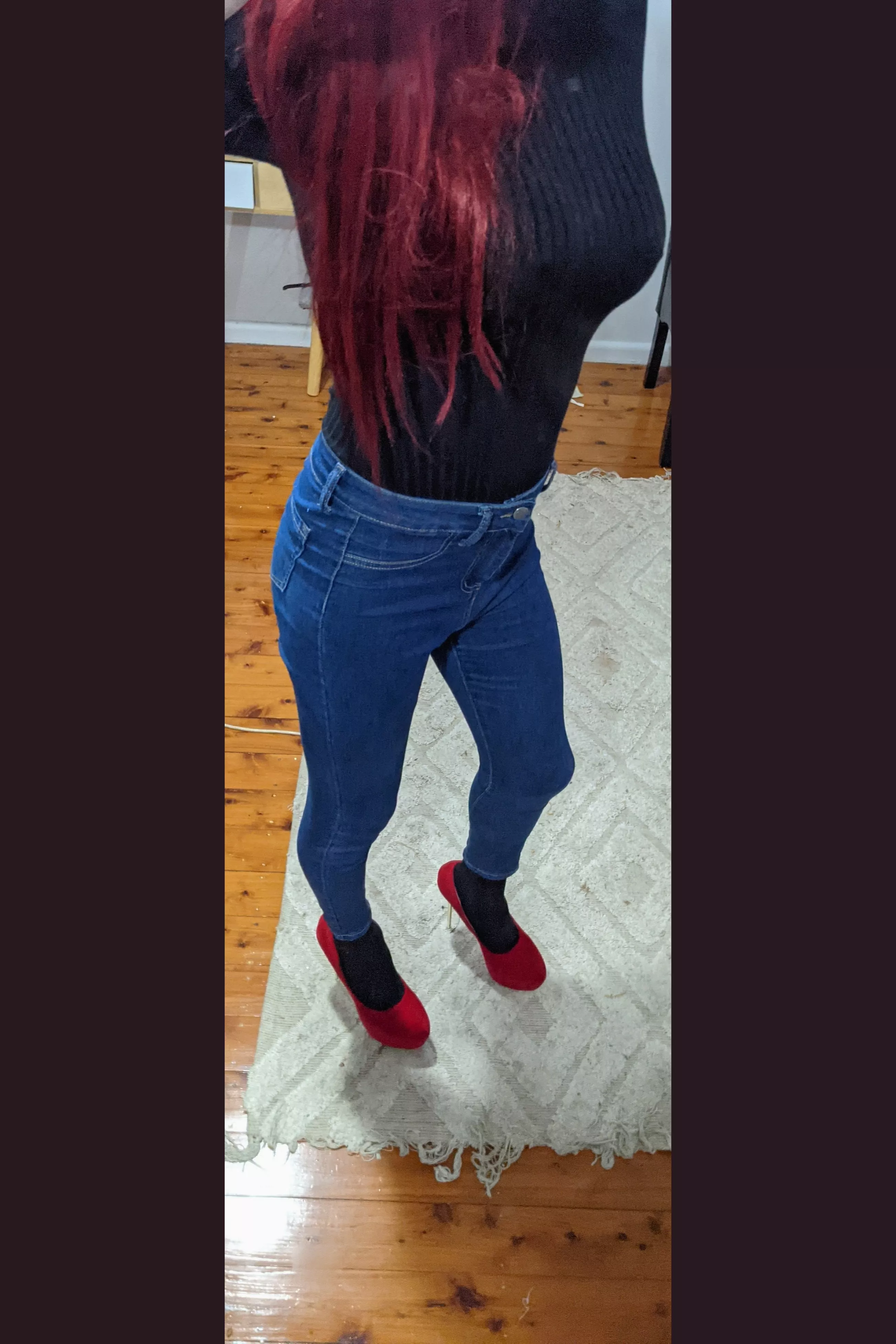 New here, like my heels? posted by Thunderheelz