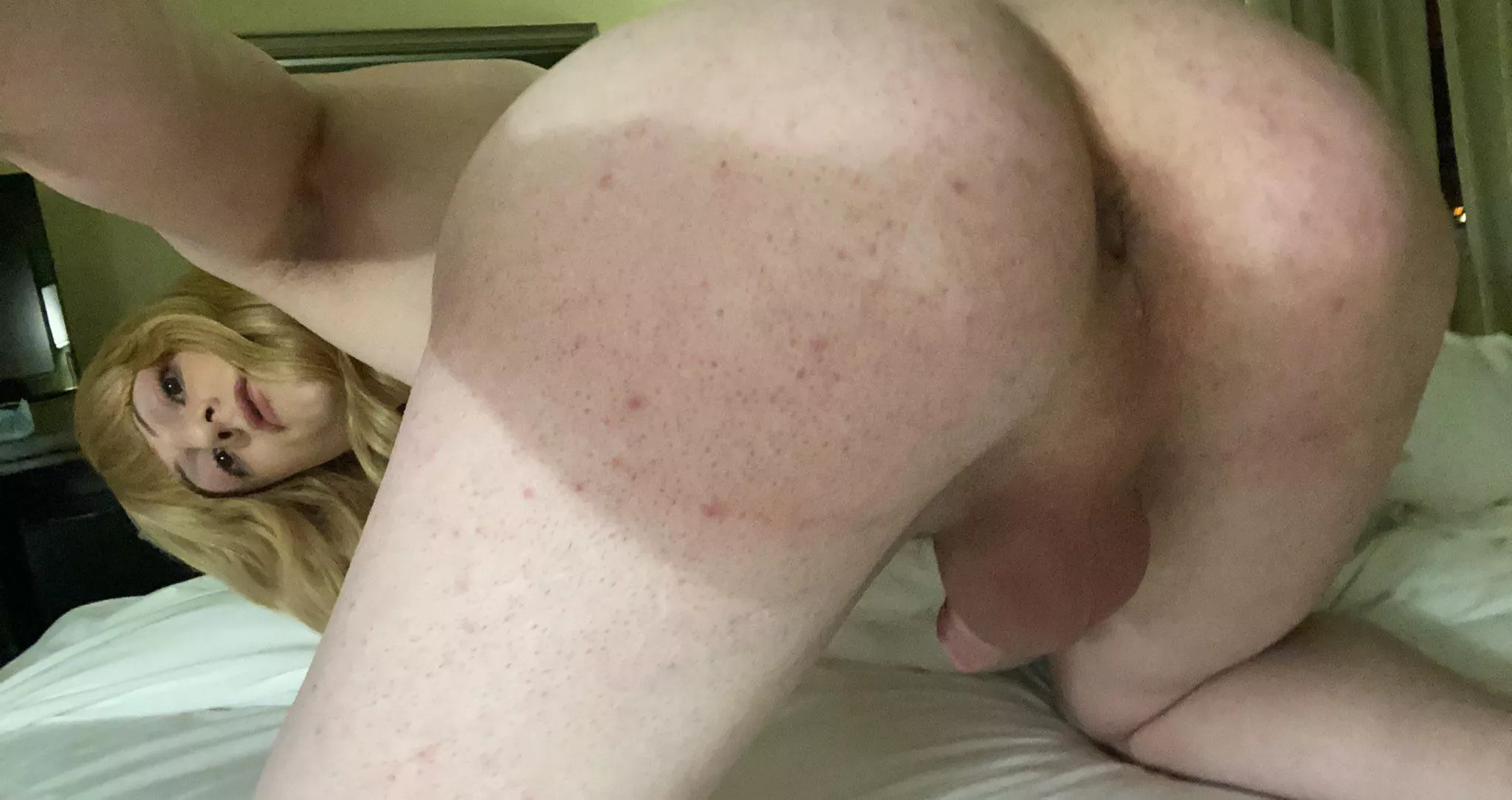 new here:) merry x-mas 😘 please fuck me posted by sluttybabe69