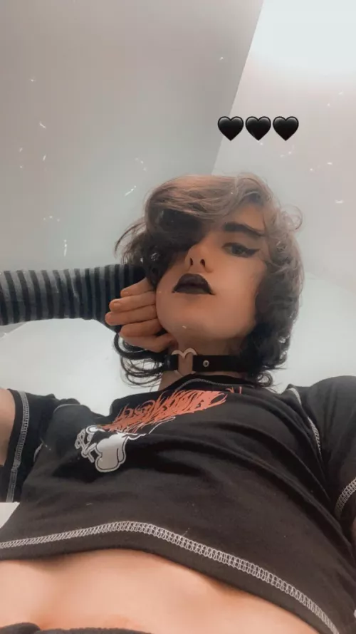 new kuromi top :) by bluaidan