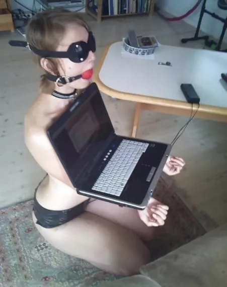 New laptop stand by sothisshit