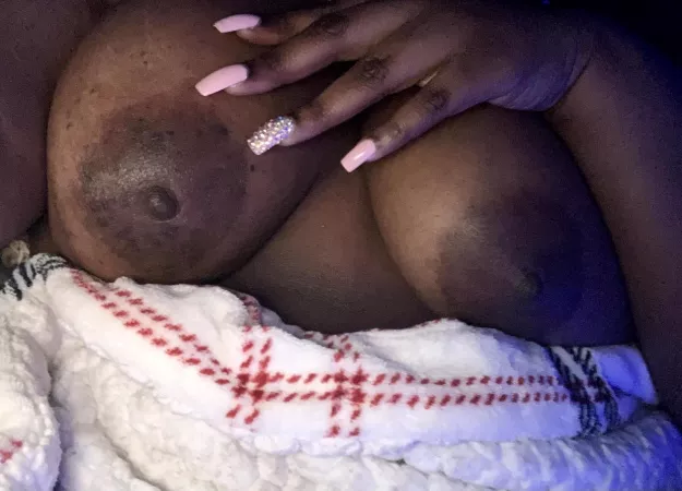 New nails and pretty tits by xoLemonade