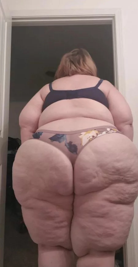 New panties… you like? by Mrbeefyremix94