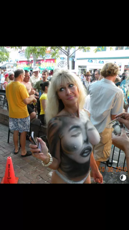 New pic from barmaid friend. Yes its 10 years old. But she should be starting up her page this weekend!!!!! by brinks1996