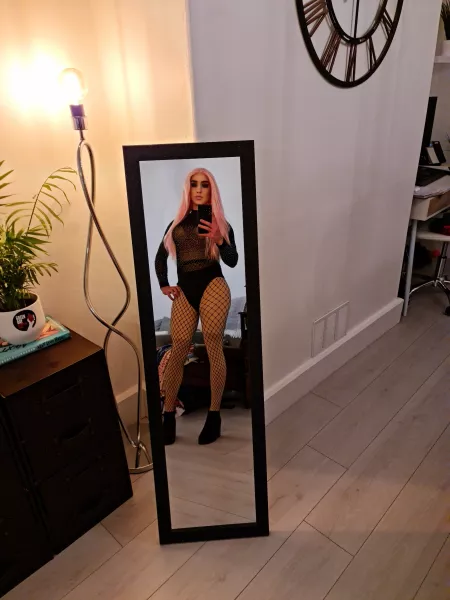 New pink wig 💗 by crossdressernikki