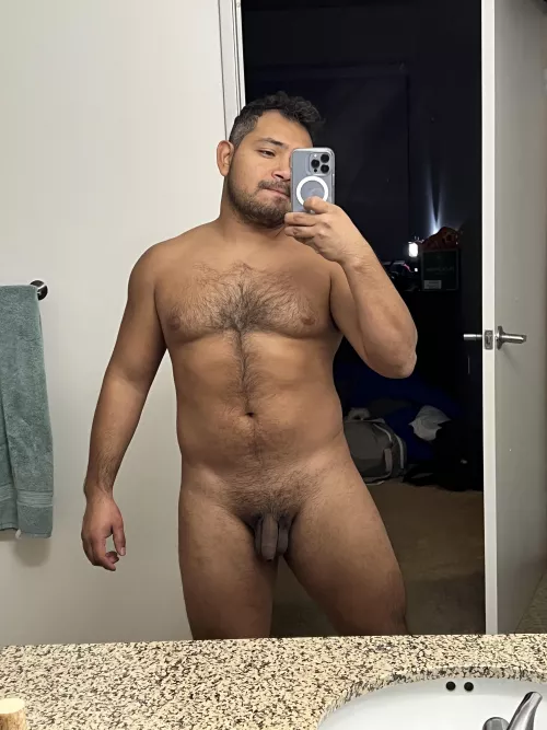 New place, new lighting, same chest hair by axelito57