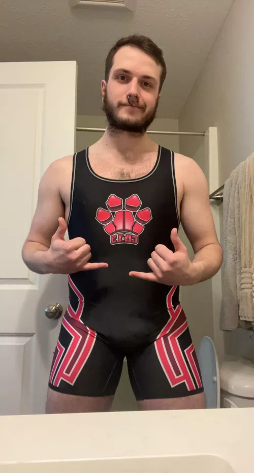 new singlet showed up 💖 by Beef_pup