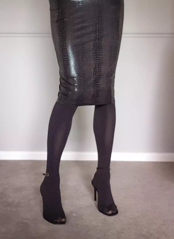 New skirt! 🥰😊 posted by NikkiM2828