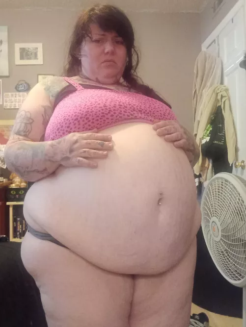 New stuffing clips 🥰💋 I had such a blast eating every sweet treat I could as fast as I could there's more info in my profile but check it out so much fun stuff by narcotixxx666