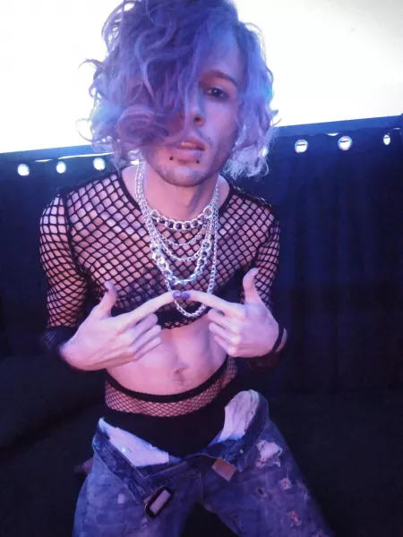 New to Reddit. Trying to find my place. by WyattFairwood