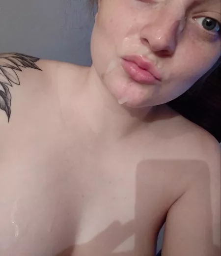 New to sharing, what do you guys think?? ☺️ by susceptibleginger