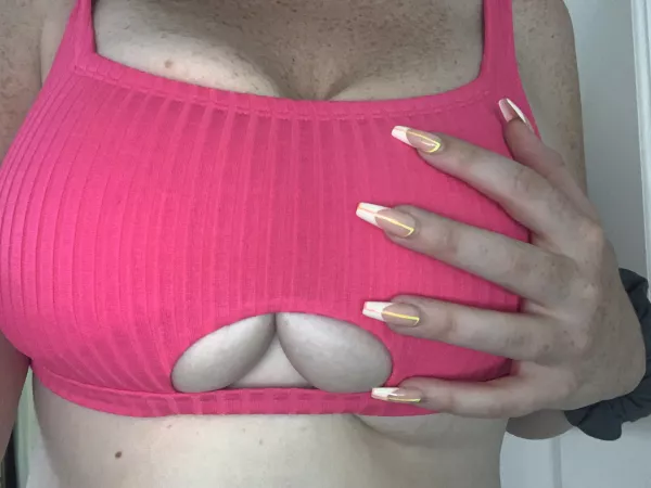 new top, do you like the color? by clementine1727