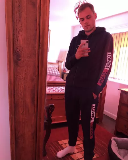 “New Trackies” … by neilfromsydney2003