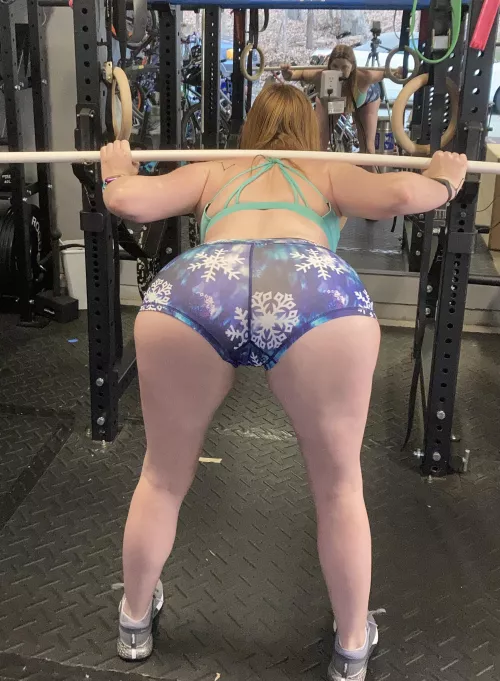 New winter themed shorts ❄️