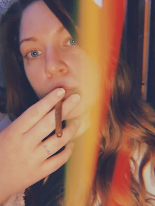 New Yankee in TN and I need a 🔌 will compensate generously for the connect 😜 East Tennessee (near Knoxville) by kaytee878