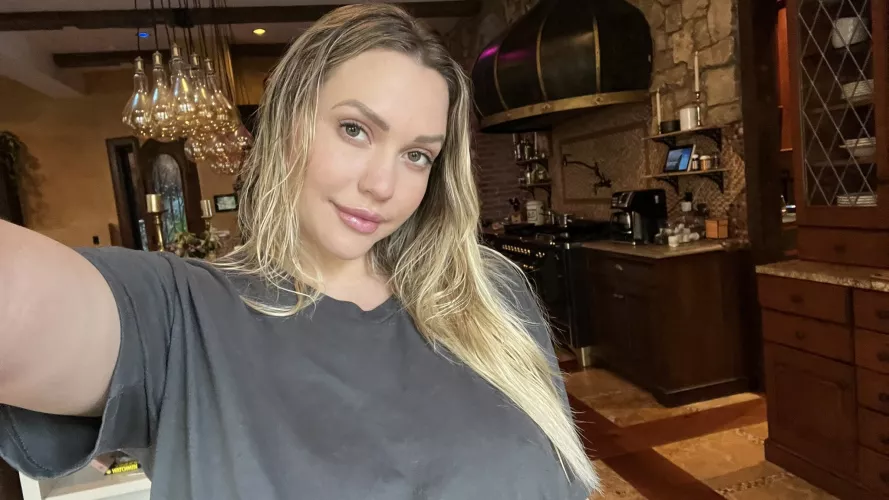 New year with a beautiful smile 😍 by Brahmagyan