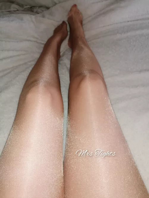 Nice and shiny by MrsTights