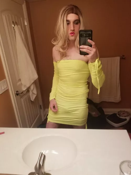 Nice and slutty sissy wants you rn! Her kik skip_73 Subscribe and have lots of fun 🤩 by Yukionna_model