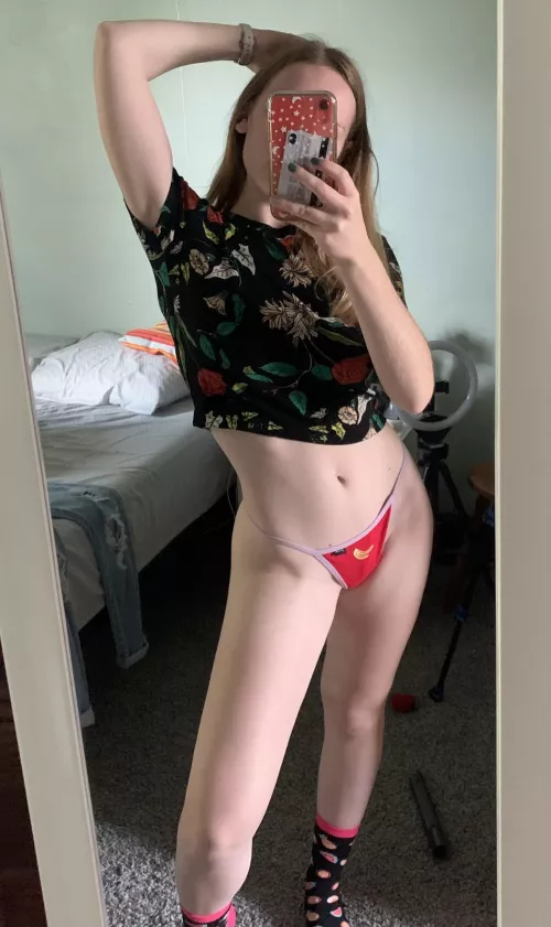 Nice and toned by cakeandbake420