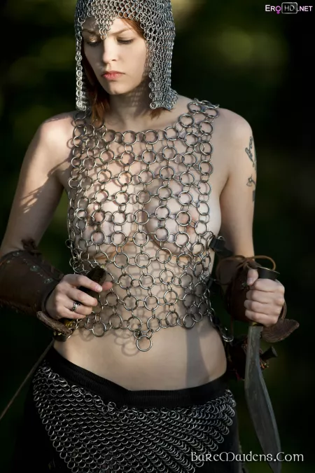 Nice armor by AlphaBetaGammaTheta