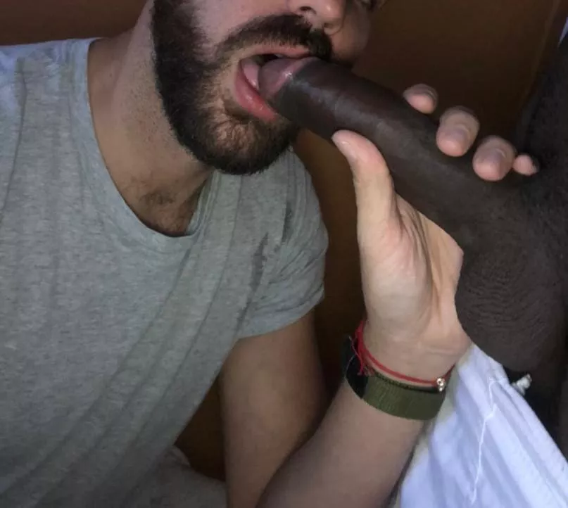 Nice BBC posted by Nicoosc