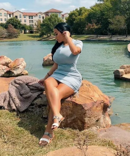 nice dress by Lev-Parnas