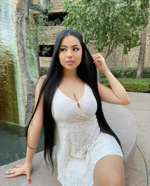 Nice dress by freelancepackage