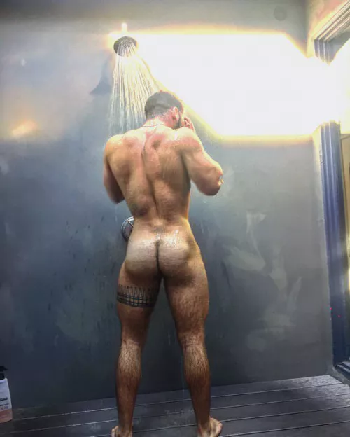 Nice figure by txxxposter