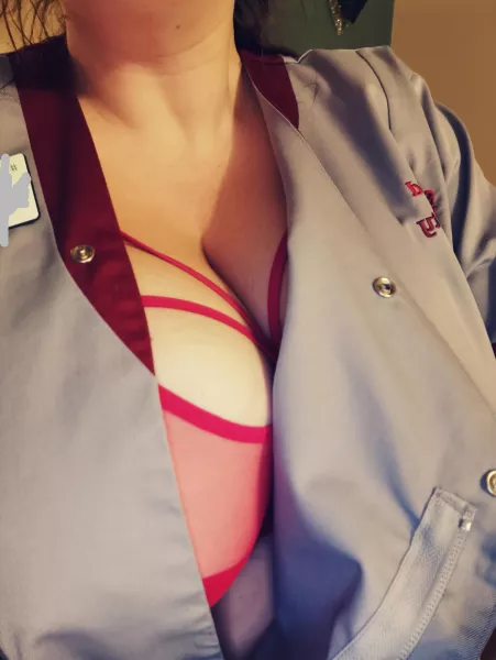 Nice little surprise to unwrap 😏 by RedDragon_733