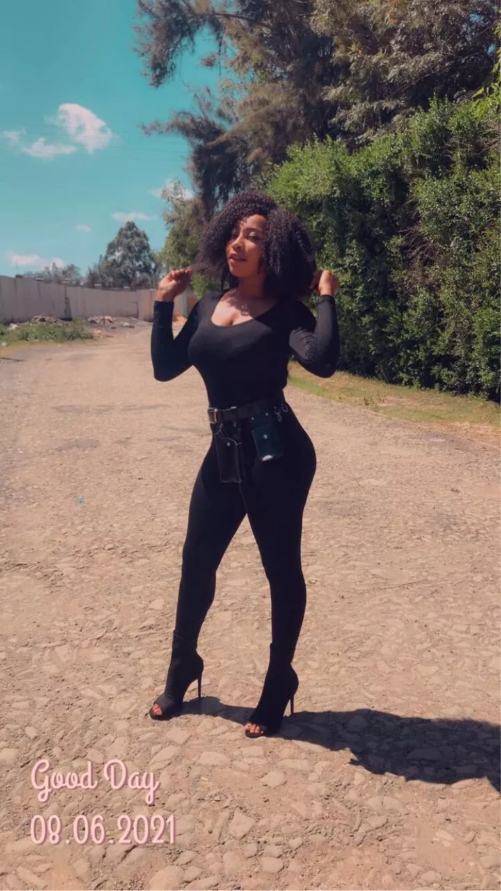 Nice mom curves posted by rswantheman