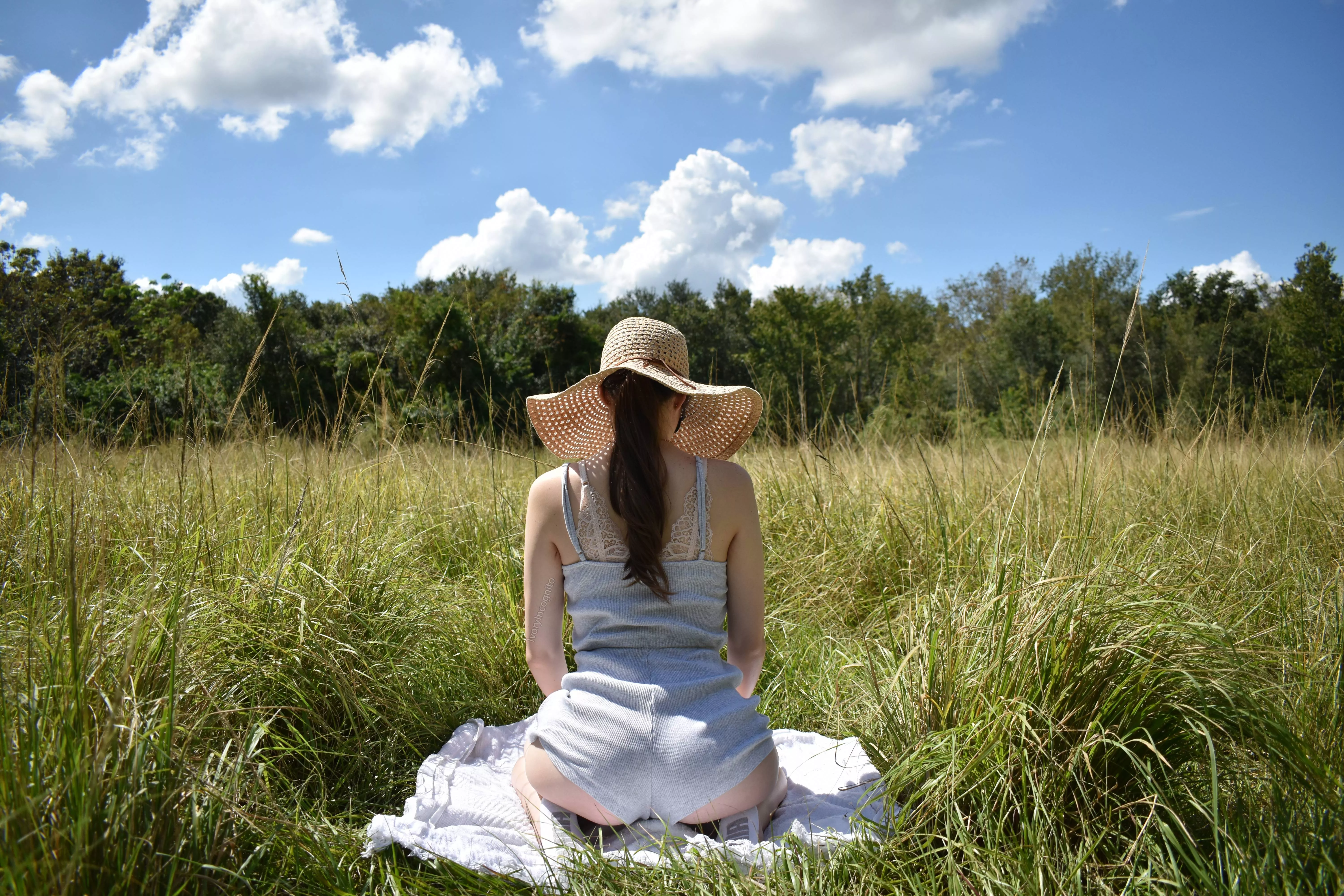 nice view with a little sun posted by ivoryincognito