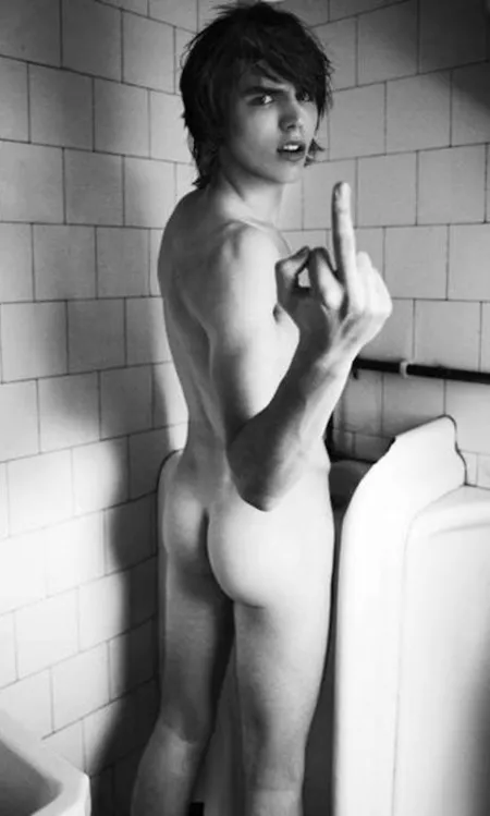 Nicholas Hoult - British Actor by astroblueastro